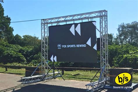 Outdoor led display rental Check whether the LED display screen has already been powered on
